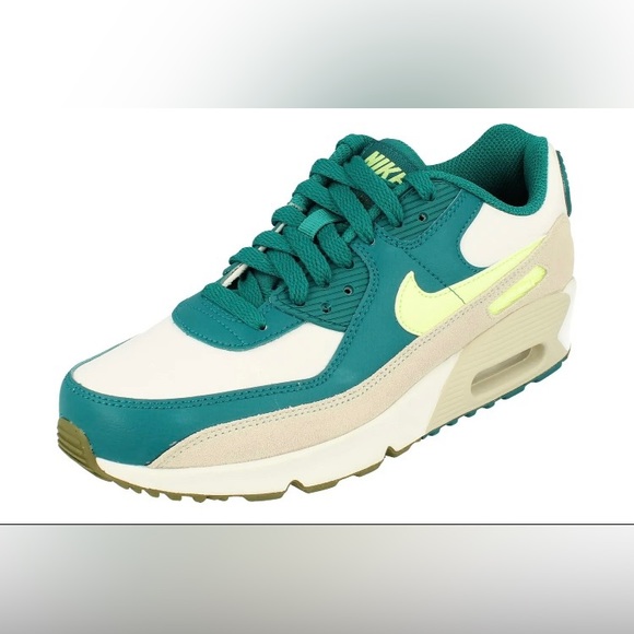 Nike Other - Nike Air Max 90 LTR GS (NEW IN BOX) Low Top Sneaker (Size: 5.5 Youth) Shoes
